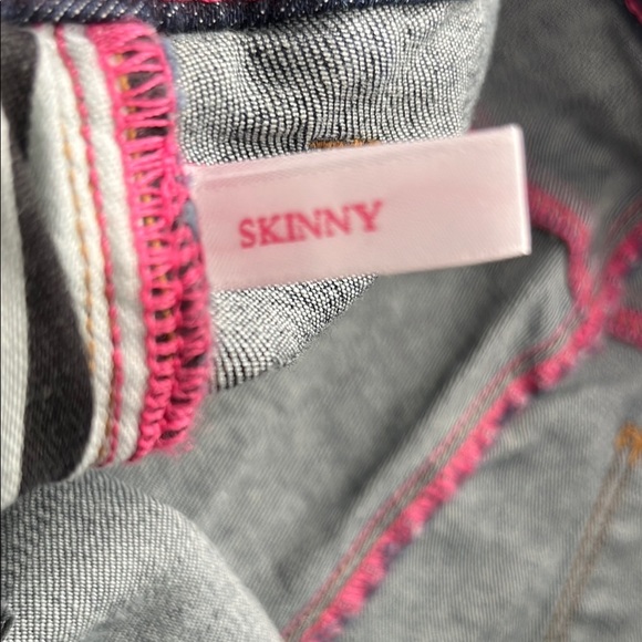 Isaac Mizrahi Dark Blue Jeans with Pink Stitching - Picture 6 of 12